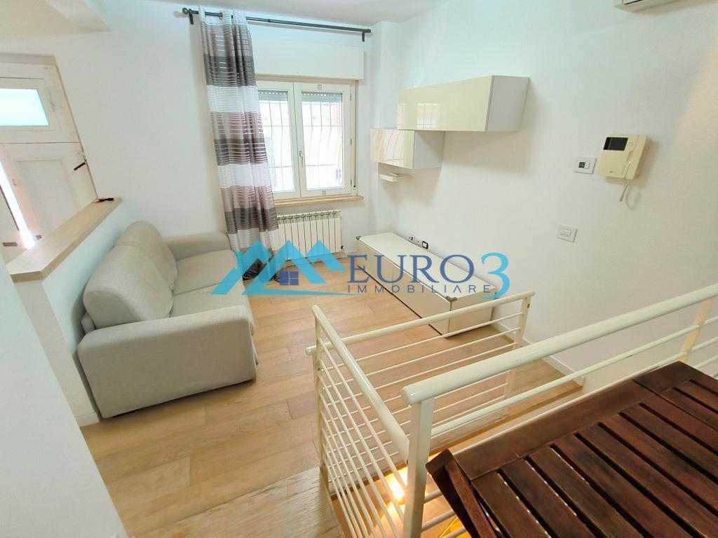 3777 - APARTMENT - RENT - € 500 - SAN BENEDETTO DEL TRONTO CENTER