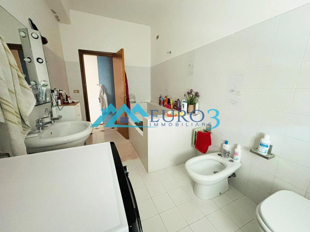 3783 APARTMENT SALE CASTEL DI LAMA10