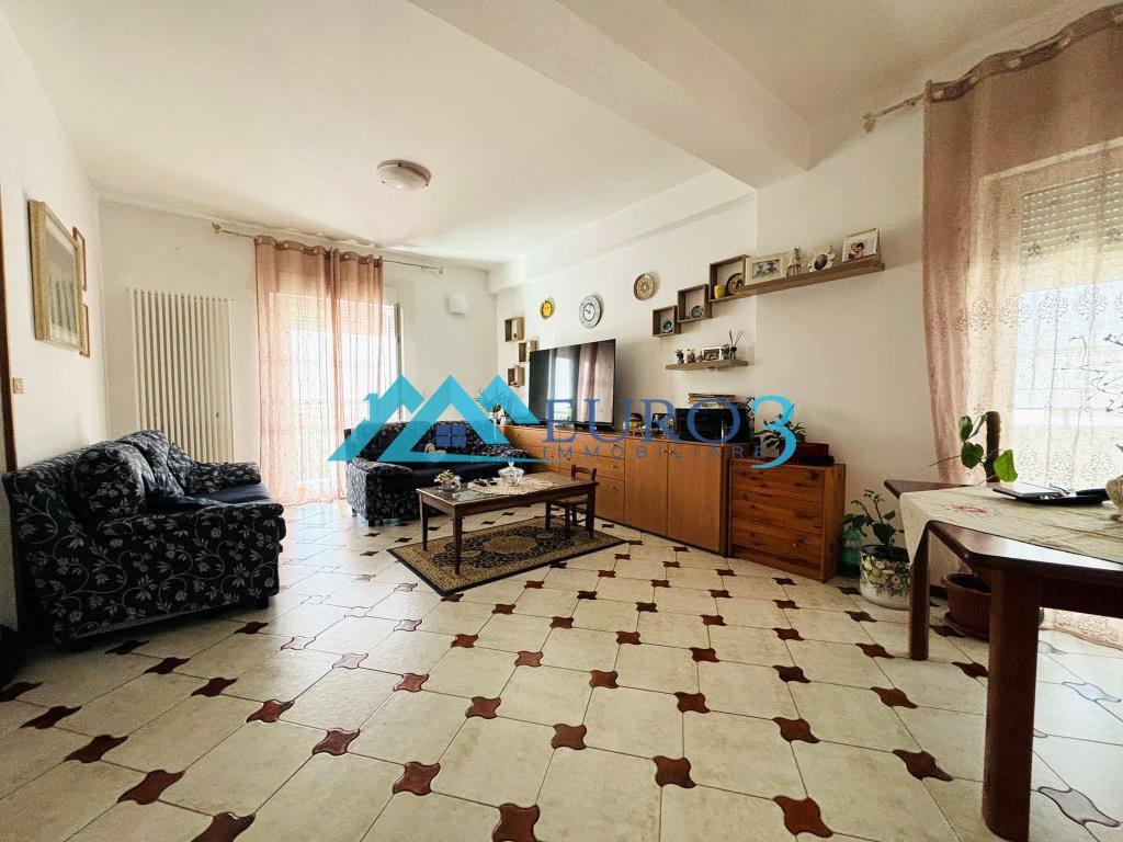 3783 APARTMENT SALE CASTEL DI LAMA2