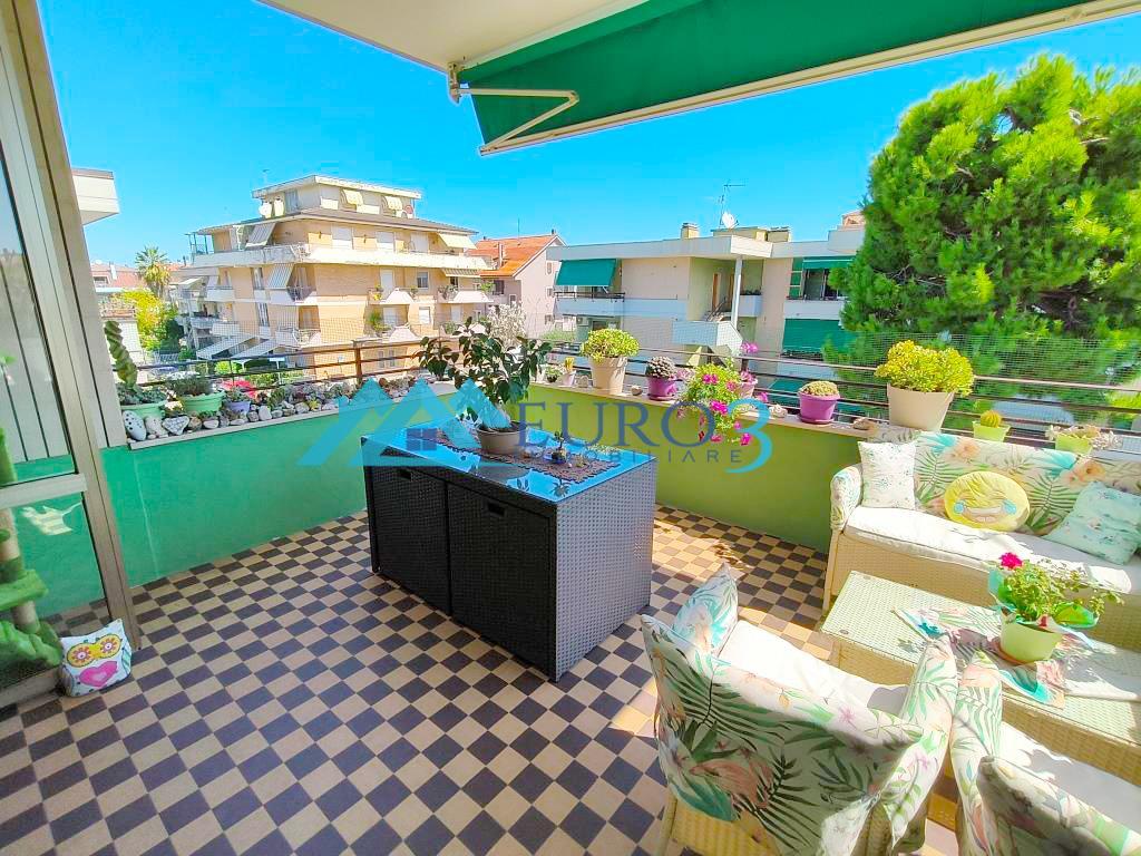 3795 - APARTMENT - SALE - € 320000 - GROTTAMMARE