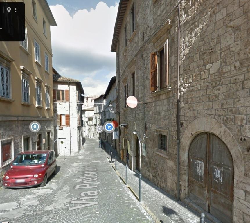 <span class='testorotoimmob'>3871 - COMMERCIAL PREMISES - SALE - ASCOLI PICENO CENTER</span>