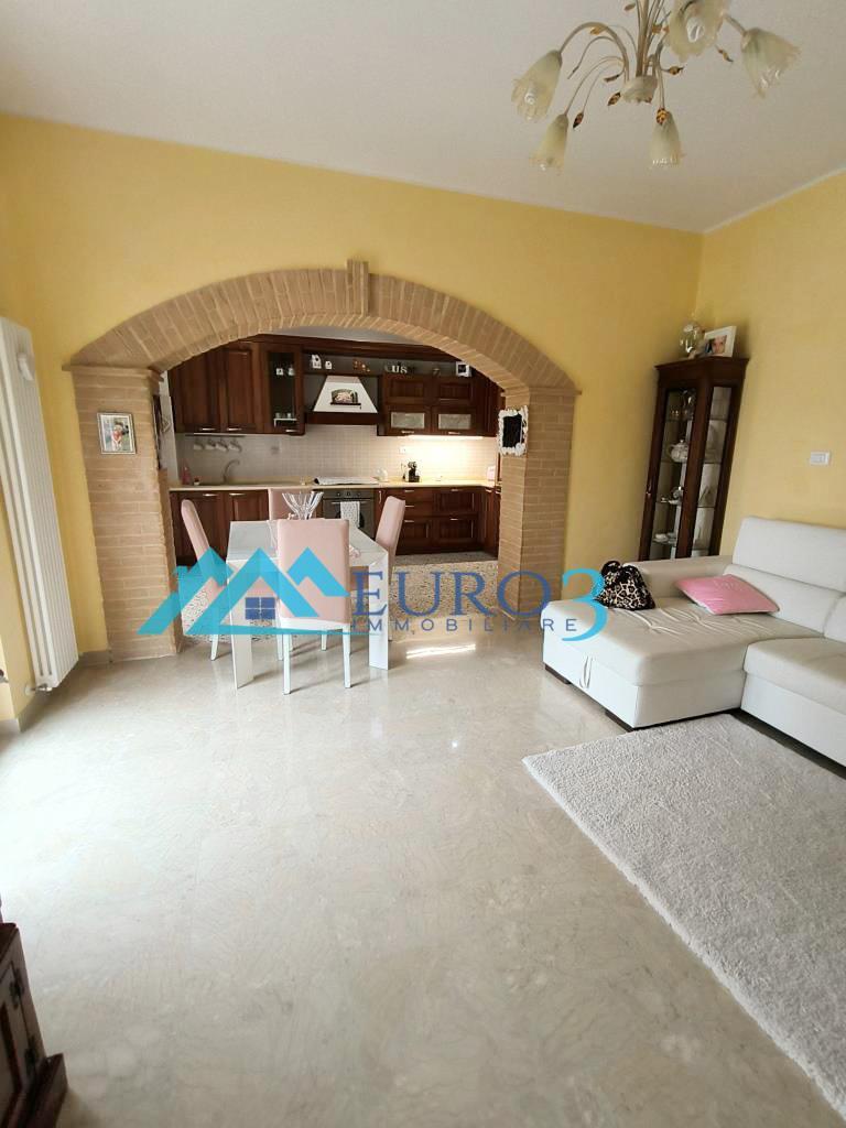 <span class='testorotoimmob'>3890 - APARTMENT - SALE - ASCOLI PICENO MARINO DEL TRONTO</span>