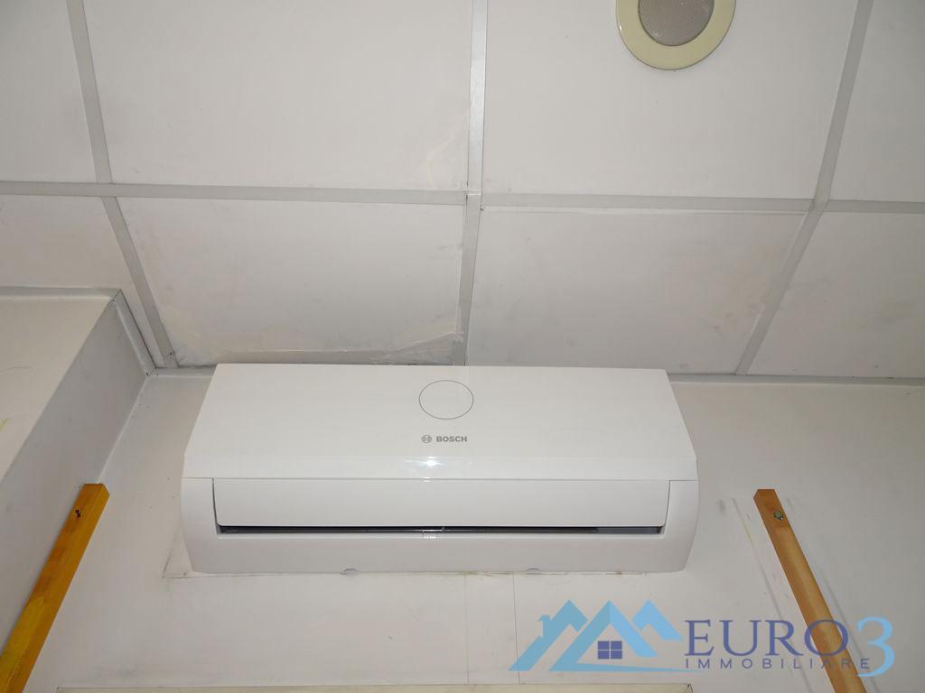 3918 LOCALE COMMERCIALE AFFITTO ASCOLI PICENO6