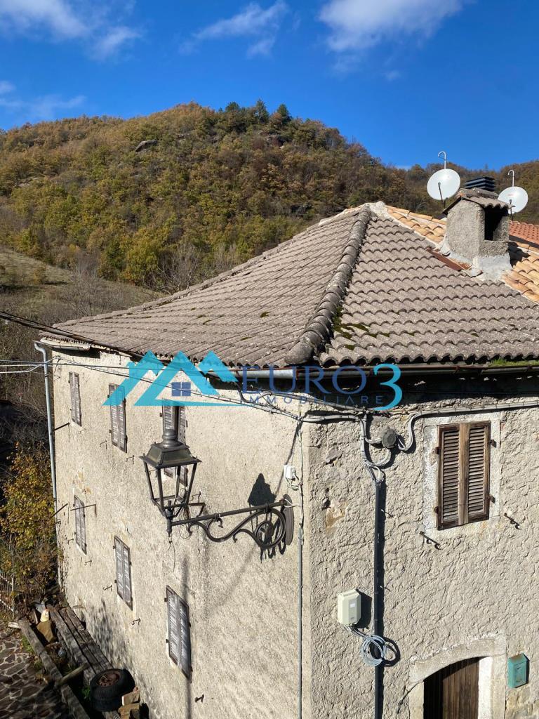 3919 CASA CIELO-TERRA VENDITA MONTEGALLO5