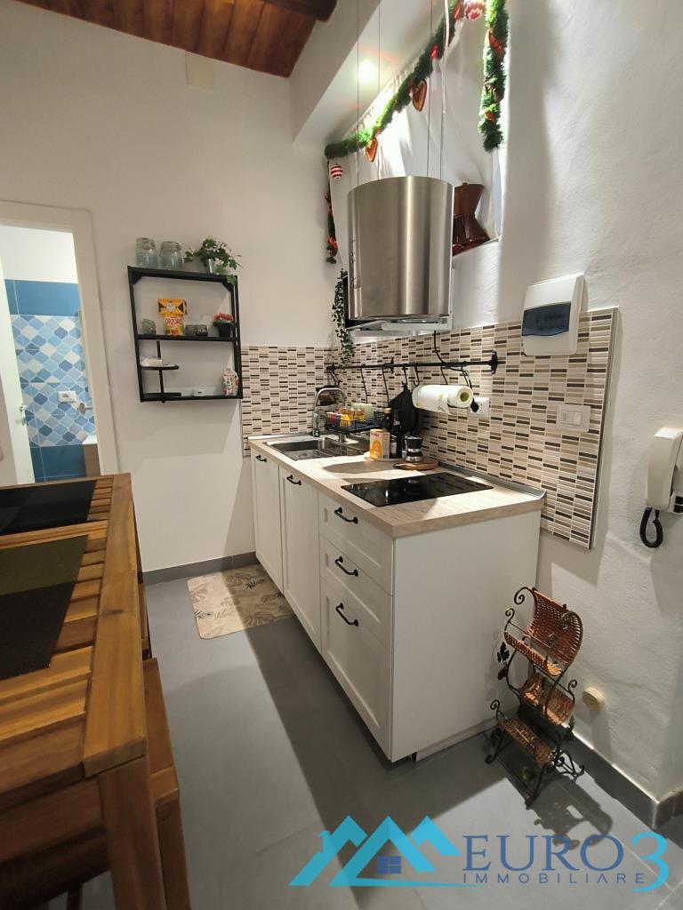 <span class='testorotoimmob'>3922 - STUDIO FLAT - SALE - ASCOLI PICENO CENTER</span>