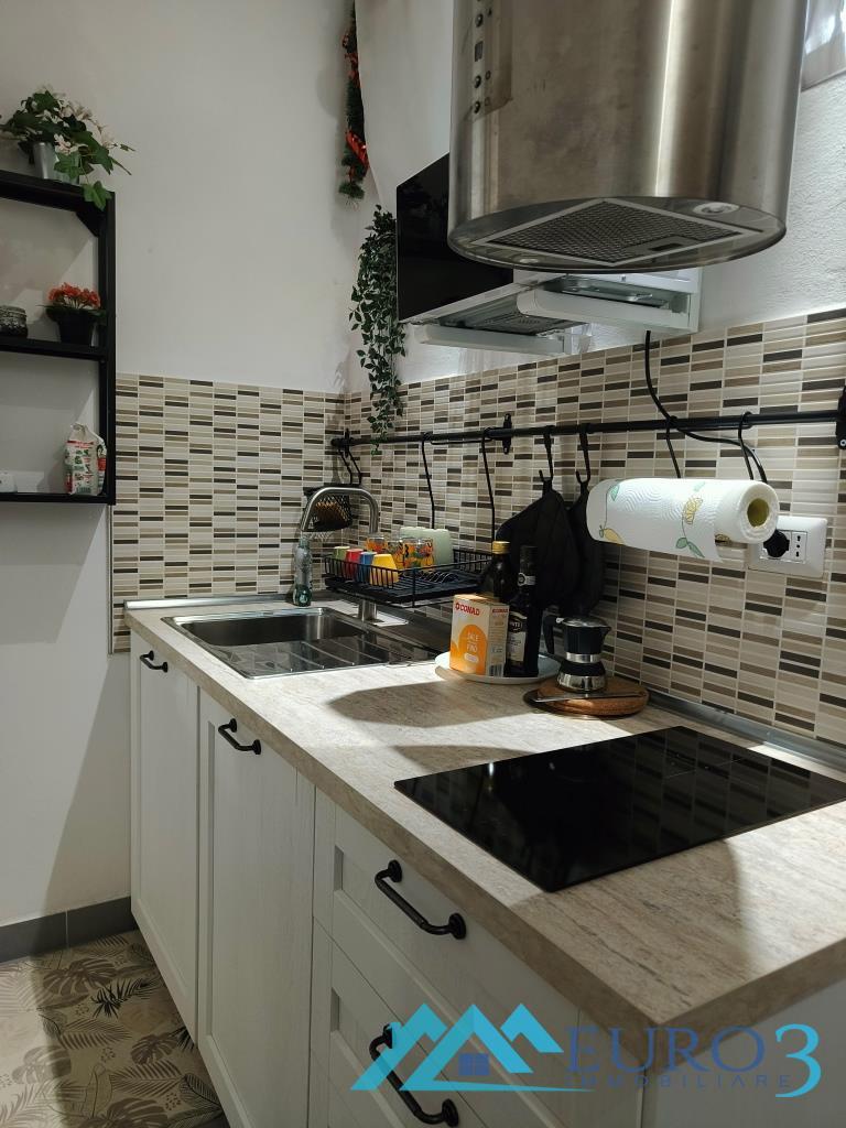 3922 MONOLOCALE VENDITA ASCOLI PICENO3