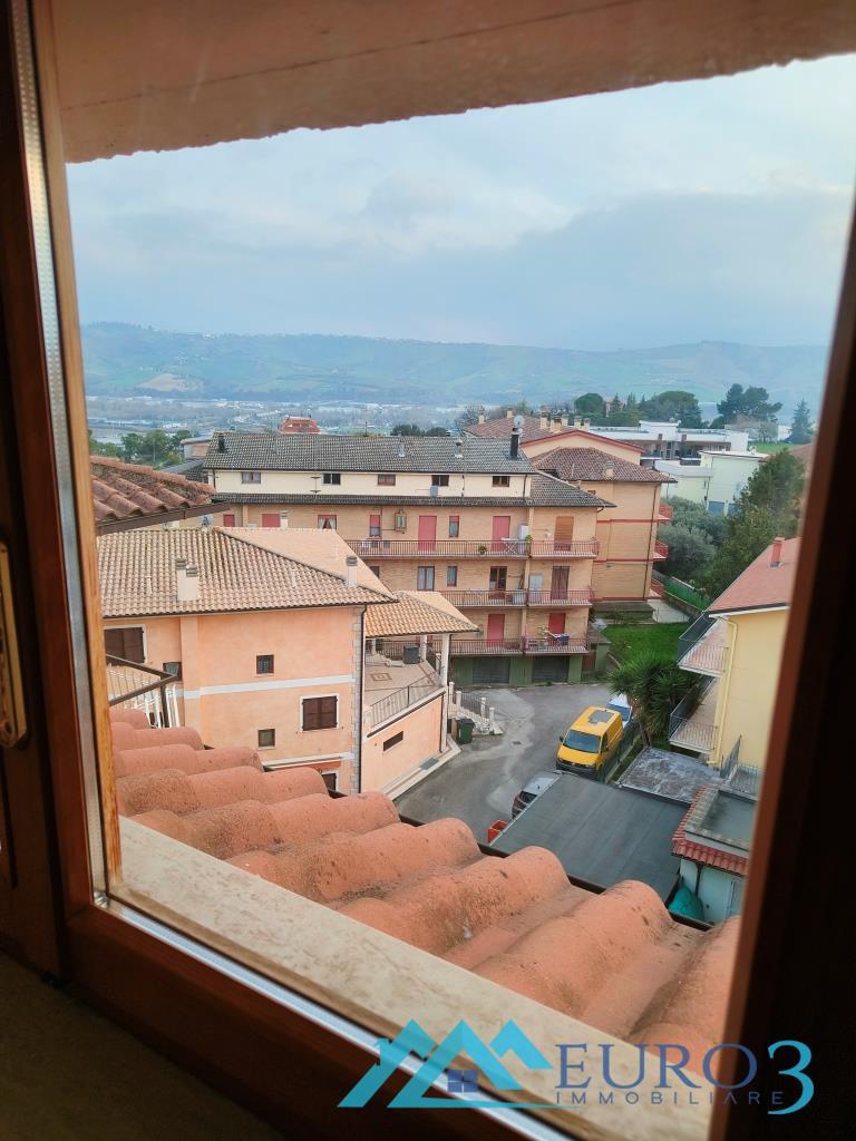 3923 ATTICO VENDITA CASTEL DI LAMA19