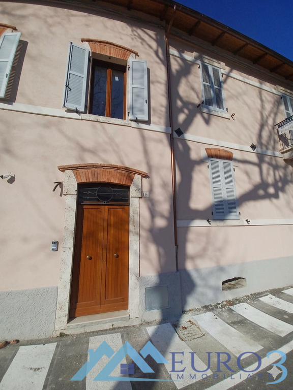 <span class='testorotoimmob'>3925 - DETACHED HOUSE - SALE - ASCOLI PICENO CENTER</span>