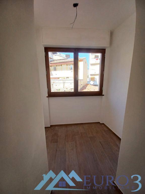 3925 CASA CIELO-TERRA VENDITA ASCOLI PICENO16