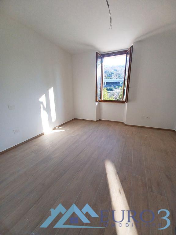 3925 CASA CIELO-TERRA VENDITA ASCOLI PICENO17