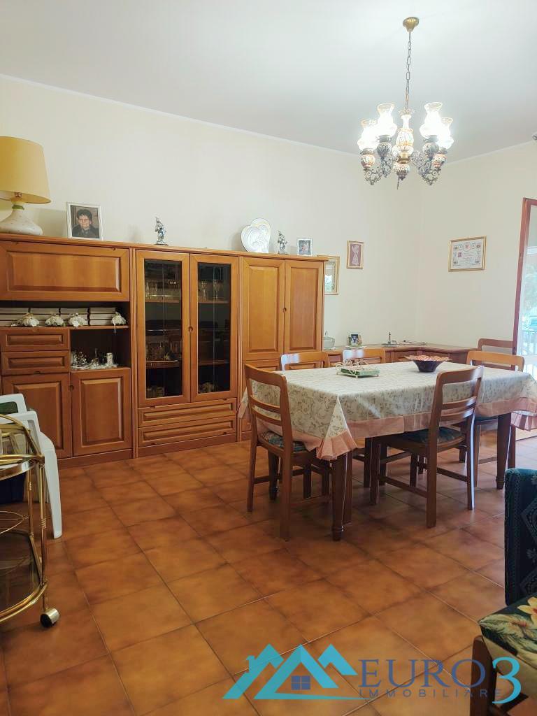 3928 APPARTAMENTO VENDITA MALTIGNANO10