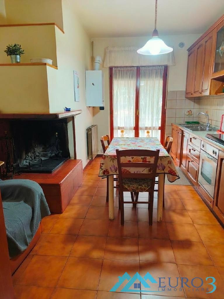 3928 APPARTAMENTO VENDITA MALTIGNANO7