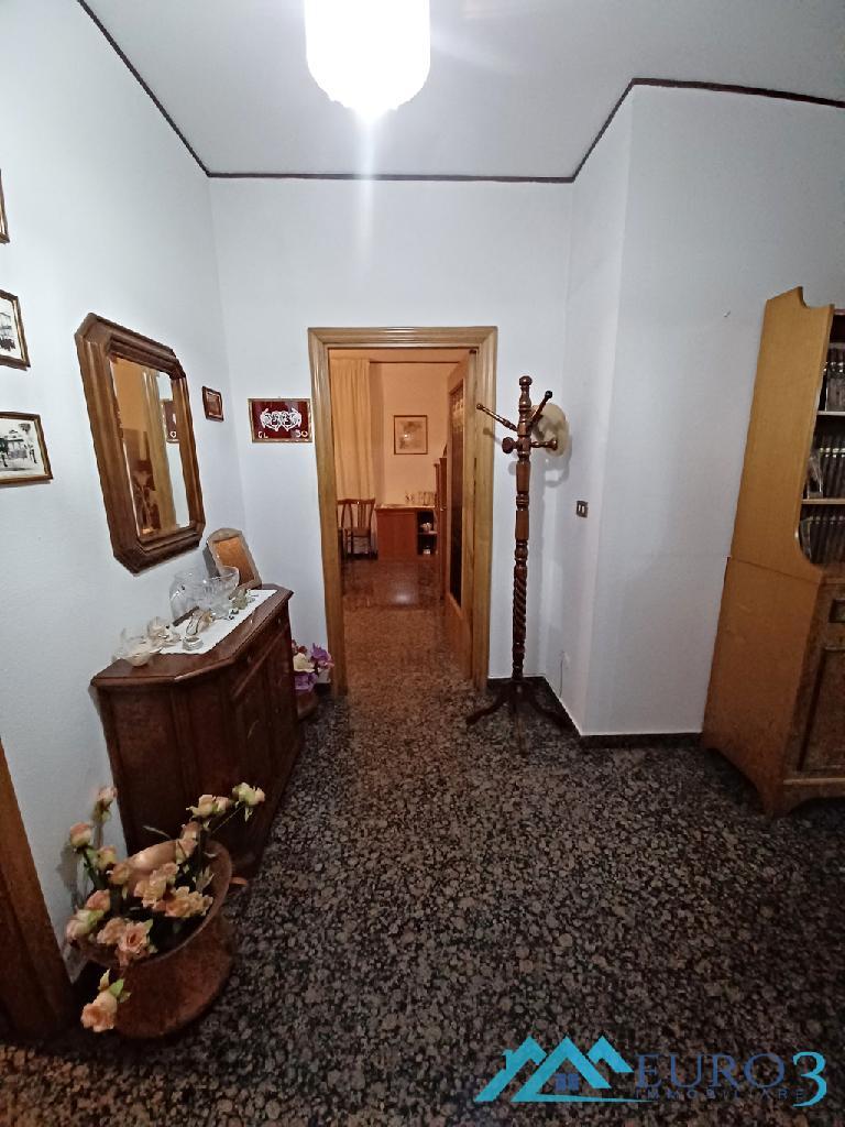 3929 APPARTAMENTO VENDITA CASTORANO7