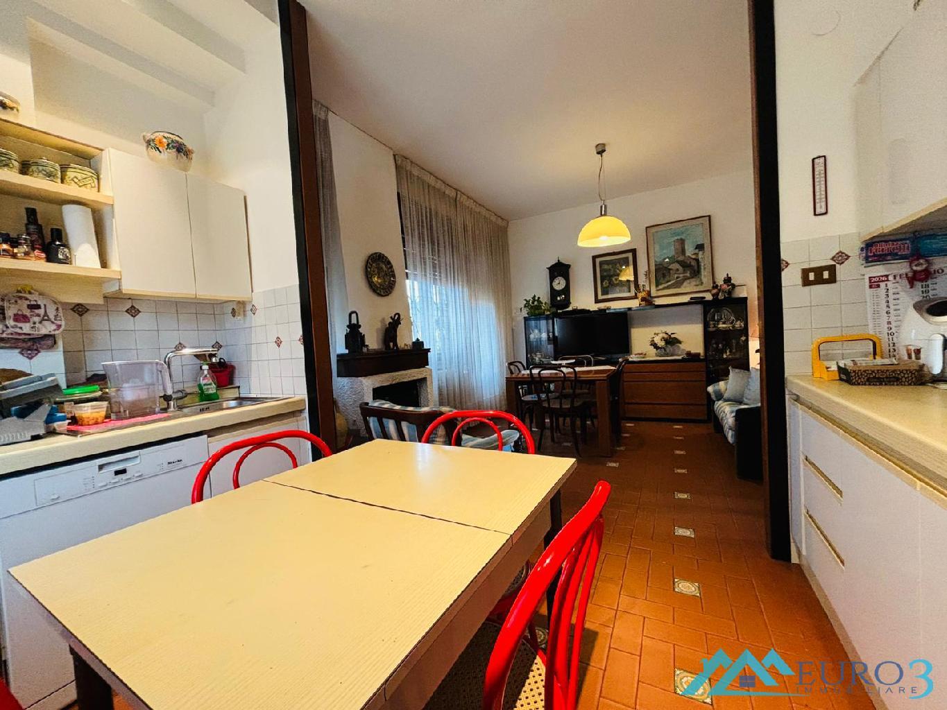 3930 VILLA VENDITA ASCOLI PICENO24