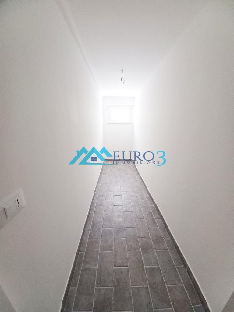 3932 APPARTAMENTO AFFITTO ROCCAFLUVIONE18