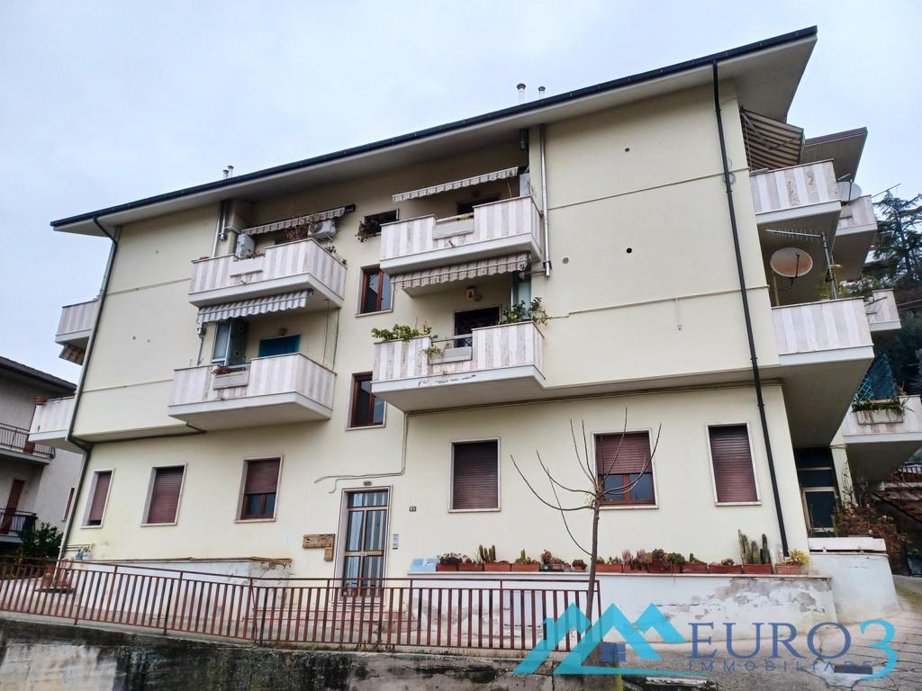 3934 - APPARTAMENTO - VENDITA - € 60000 - CASTORANO