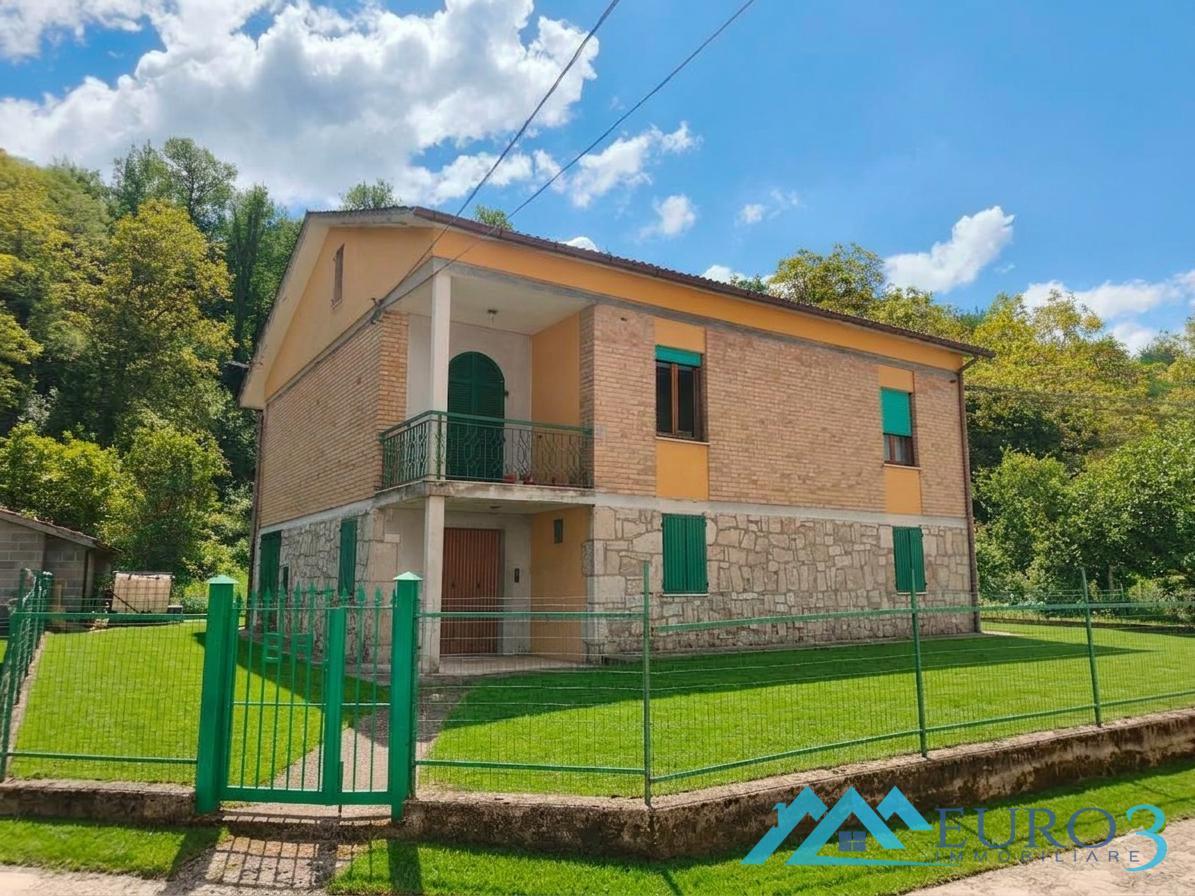 3947 - CASA SINGOLA - VENDITA - € 89000 - COMUNANZA ILLICE - LAGO DI GEROSA