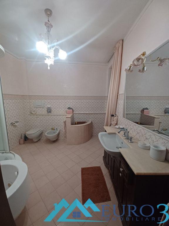 3948 VILLA A SCHIERA VENDITA ASCOLI PICENO6