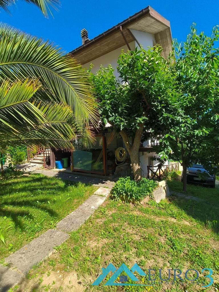 <span class='testorotoimmob'>3956 - SEMI-DETACHED HOUSE - SALE - FOLIGNANO COCCIA HOUSES</span>