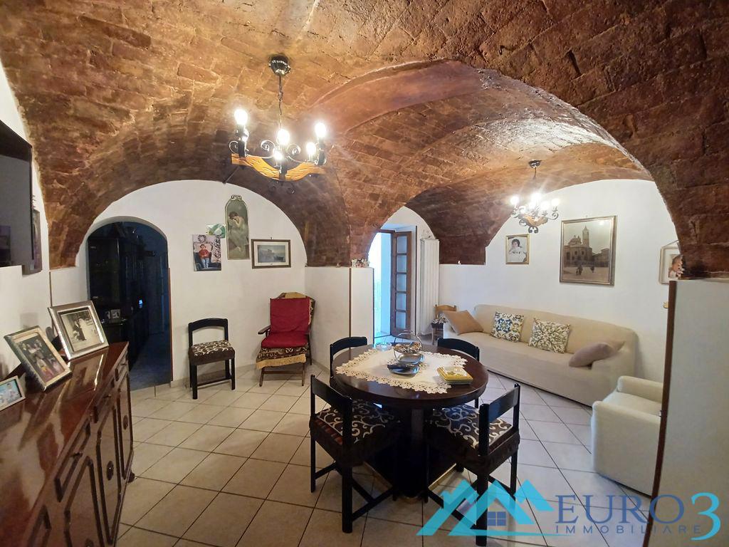<span class='testorotoimmob'>3967 - DETACHED HOUSE - SALE - CIVITELLA DEL TRONTO</span>